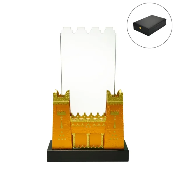 Castle Design Crystal Award in Black Presentation Box — product photo 1