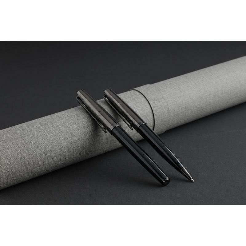 Santhome KIRAZ two pens lifestyle thumbnail
