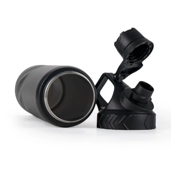 Stainless Steel Water Bottles in Black Matte, Double Wall, 620ml — product photo 1